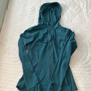 Hooded Define Jacket 
Nulu